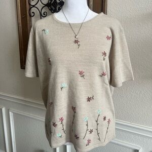 Vintage Designers Originals Adorable Embroidered Top Size L